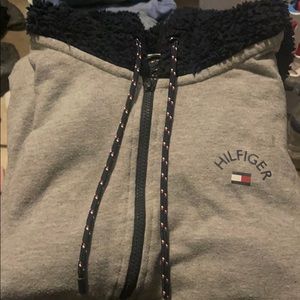Tommy Hilfiger sweater